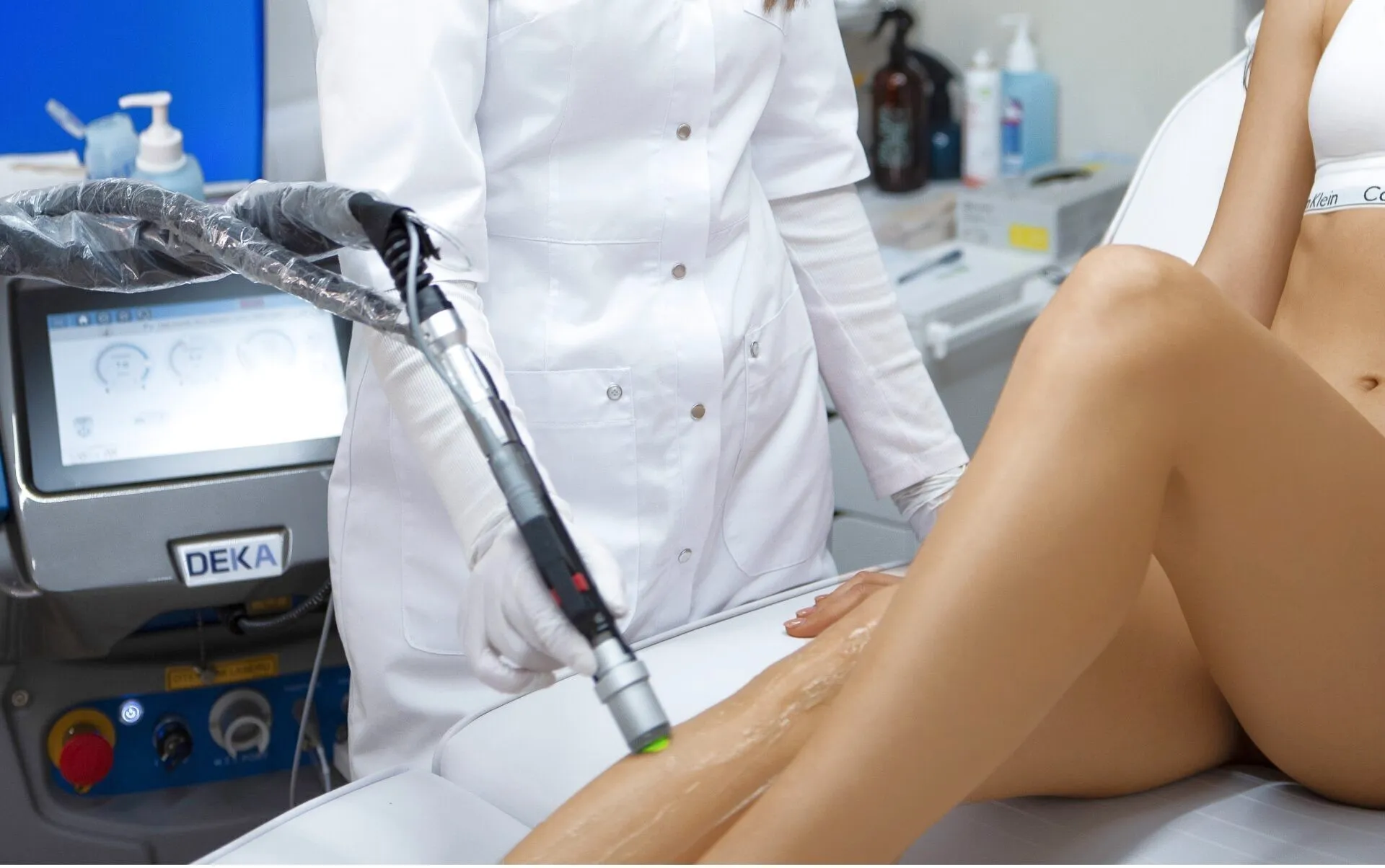 Laserová epilace nohou v Laser Clinic Praha